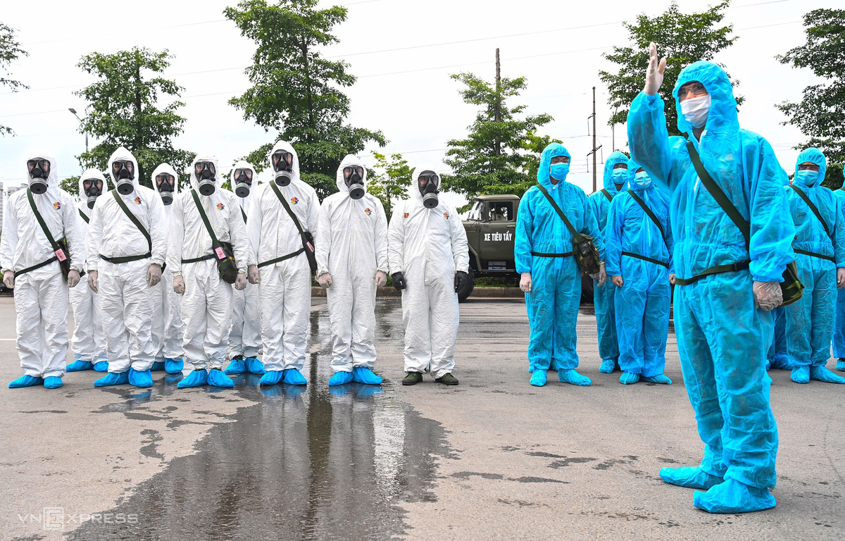 In Photos: Hanoi cancer hospital disinfected after Covid-19 cases detected In Photos: Hanoi cancer hospital disinfected after Covid-19 cases detected
