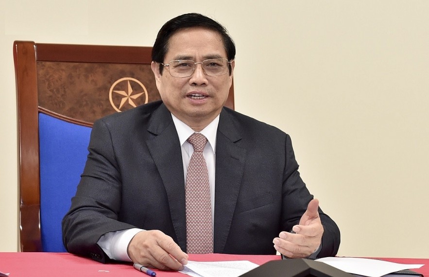 Prime Minister Pham Minh Chinh asks CEO of AstraZeneca Pascal Soriot to accelerate the delivery of vaccines to Vietnam during their phone talks held on August 19. Prime Minister Pham Minh Chinh asks CEO of AstraZeneca Pascal Soriot to accelerate the delivery of vaccines to Vietnam during their phone talks held on August 19.