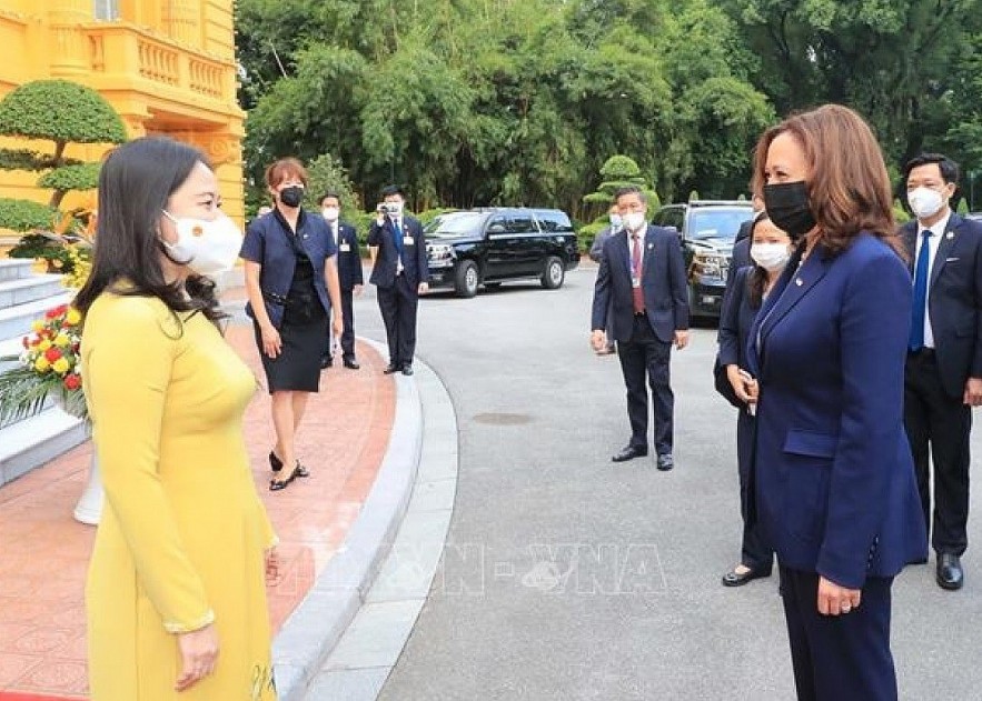 US Vice President Reaffirms US Commitment to Support Vietnam in COVID-19 Fight US Vice President Reaffirms US Commitment to Support Vietnam in COVID-19 Fight
