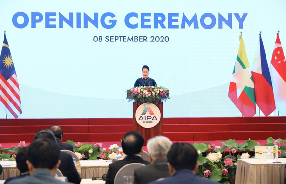 National Assembly Chairwoman Nguyen Thi Kim Ngan, Chairwoman of AIPA-41, delivers the opening speech - Photo: VNA 2803 ai2