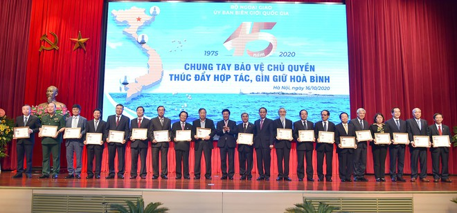 Generations attached to border and territorial affairs were honored at the conference this morning. PHOTO BNG 5947 pbm1