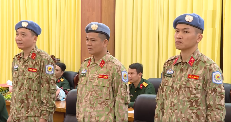 a ceremony on October 22 to assign three officers to join the UN peacekeeping missions in South Sudan and the Central African Republic 0046 arm2
