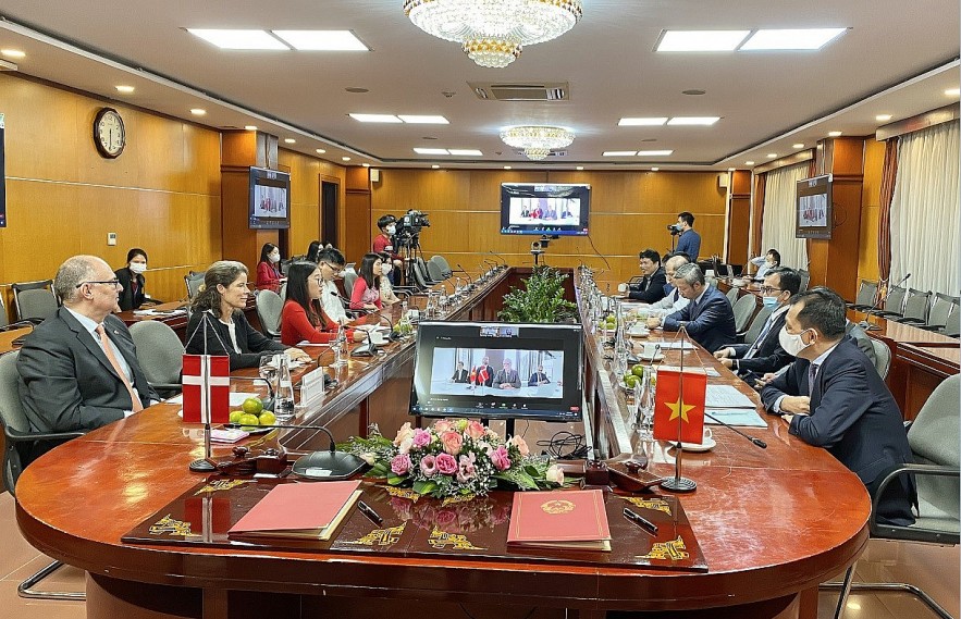 Denmark And Vietnam's Close Cooperation on Greening the Energy Sector Denmark And Vietnam's Close Cooperation on Greening the Energy Sector