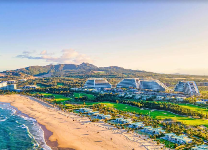 flc grand hotel quy nhon one of the greatest hotel in vietnam officially comes into operation