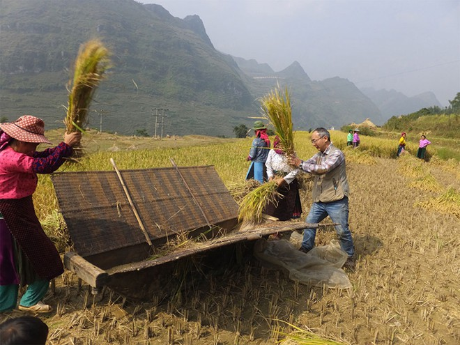a japanese decides to retire early to visit vietnam 10 times a year to unknown areas