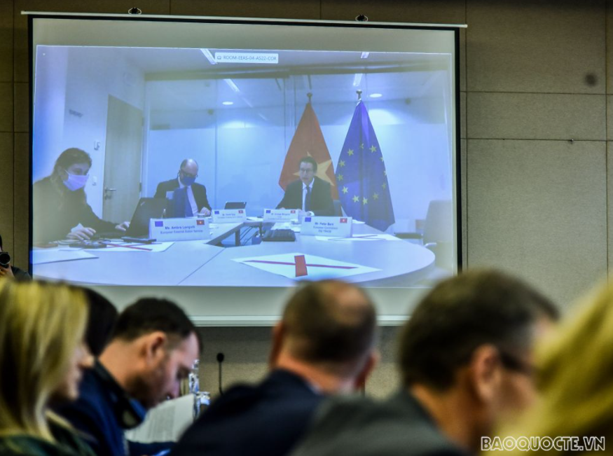 EU supports maintaining maritime and aviation security & law-abiding in Bien Dong Sea 5942 capture1