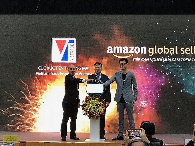 Amazon Global Selling, the leading global shopping platform, yesterday announced the partnership with Vietnam Trade Promotion Agency (VIETRADE) under the Ministry of Industry and Trade to support Vietnamese businesses to boost exports via Amazon’s marketplaces. 0532 vn3