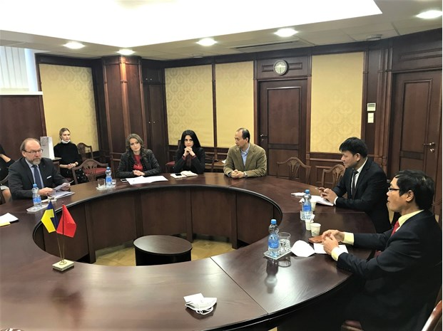 Vietnam and Ukraine have carried out measures to promote bilateral economic and trade ties 1404 ukr2