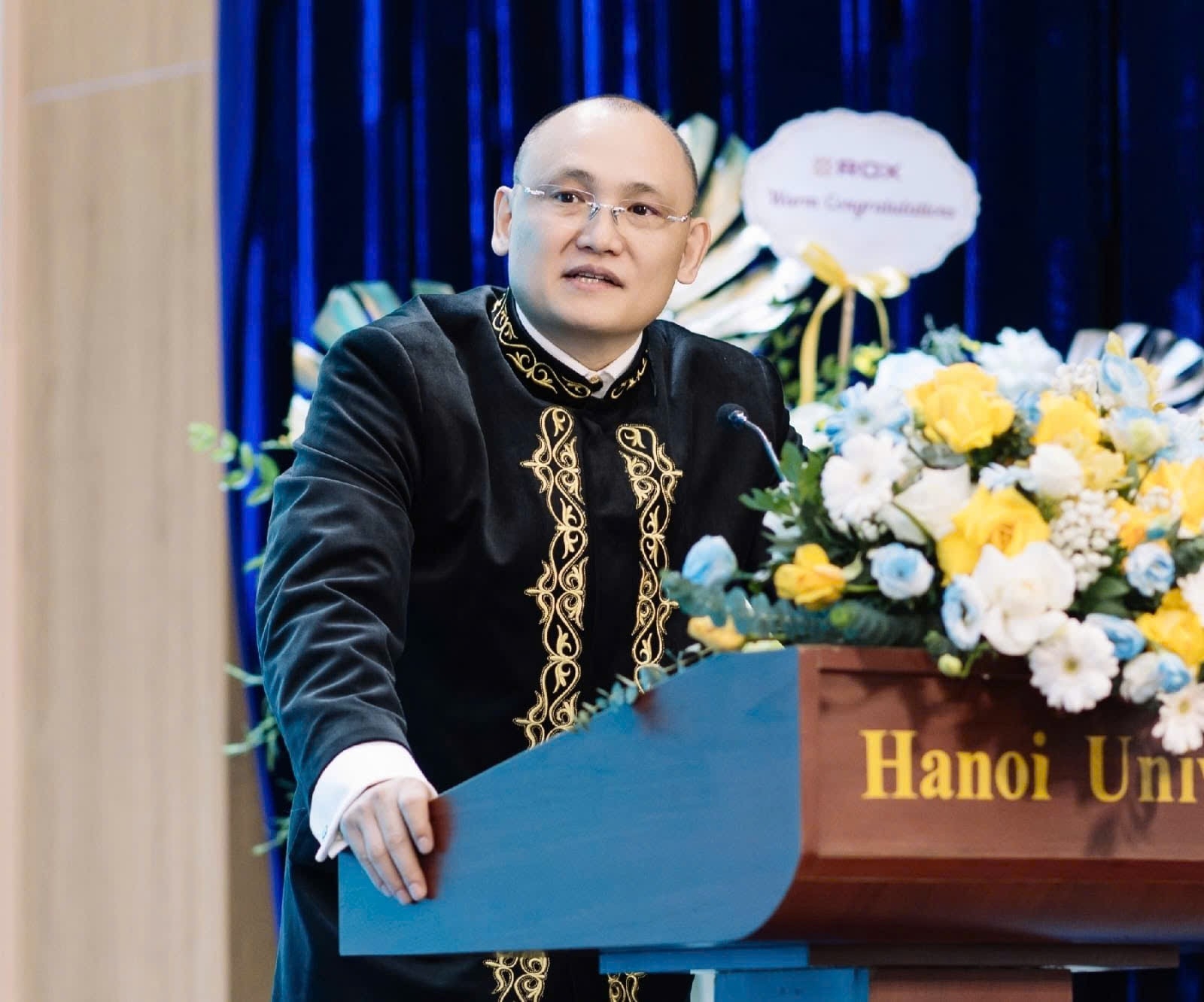 哈萨克斯坦驻越南大使卡纳特·图梅什。(图片:哈萨克斯坦驻越南大使馆) 哈萨克斯坦驻越南大使卡纳特·图梅什。(图片:哈萨克斯坦驻越南大使馆)