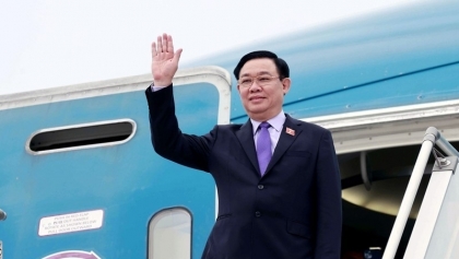 越南国会主席王廷惠开始对阿根廷共和国进行正式访问