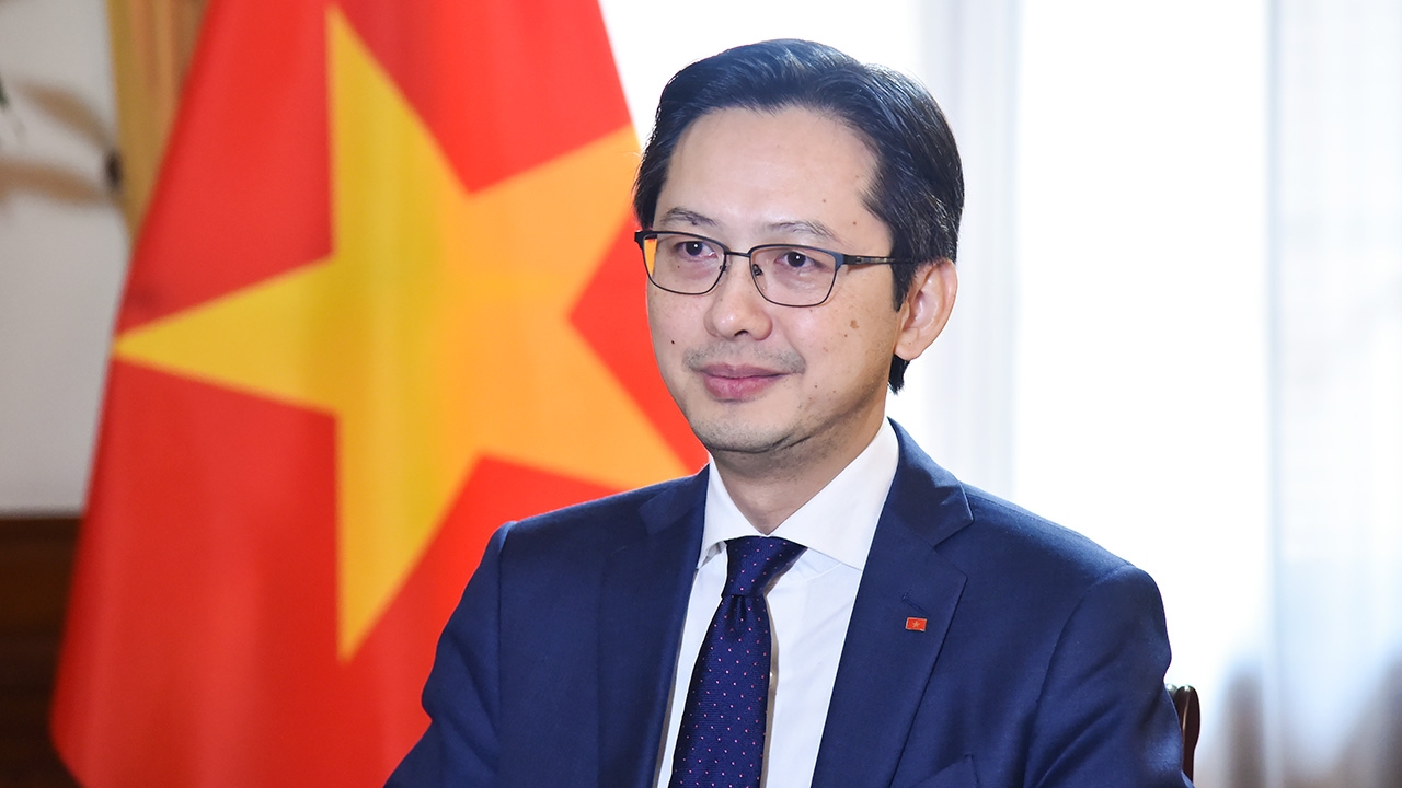 越南外交部副部长杜雄越。