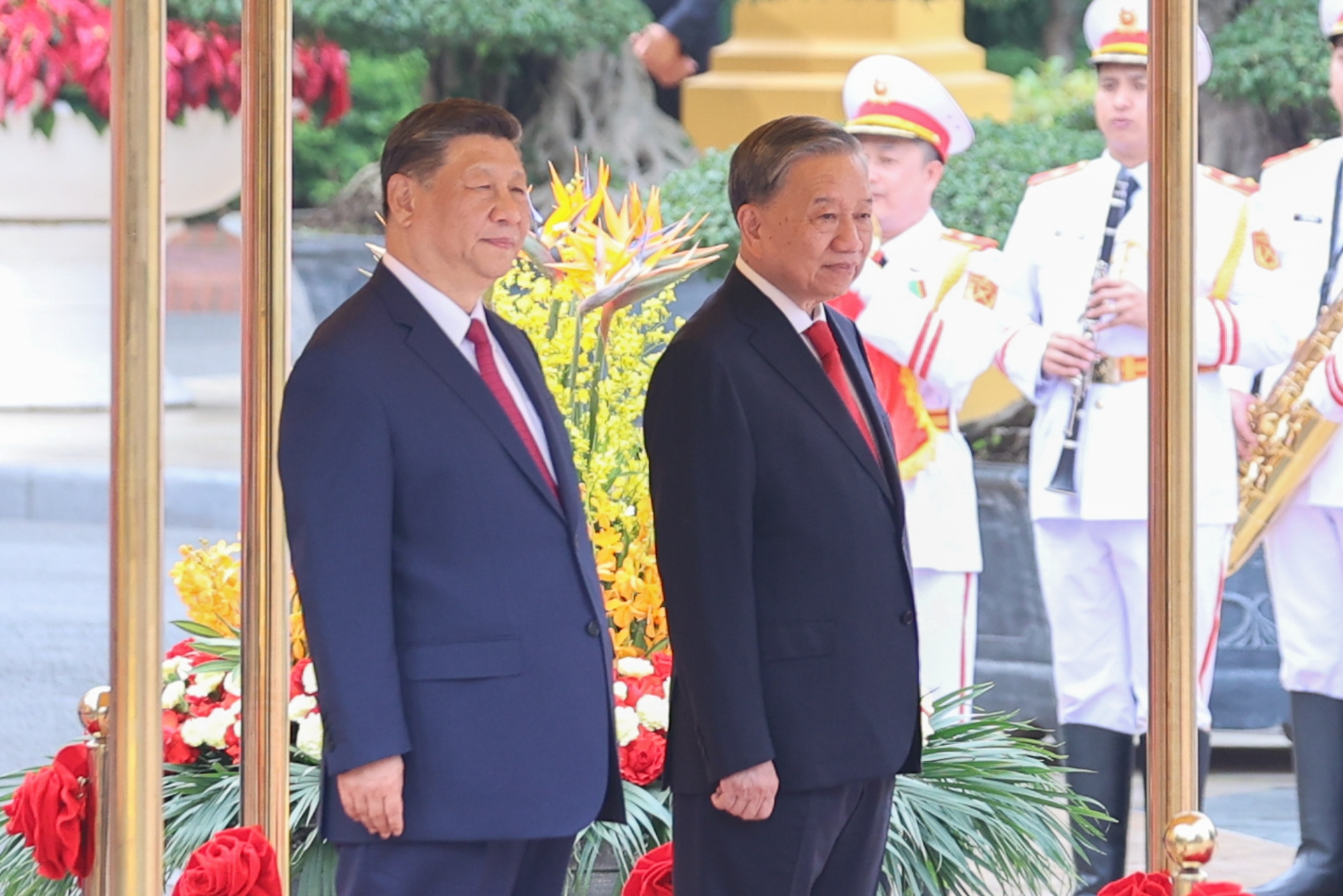 越共中央总书记苏林主持仪式 欢迎中共中央总书记、中国国家主席习近平到访