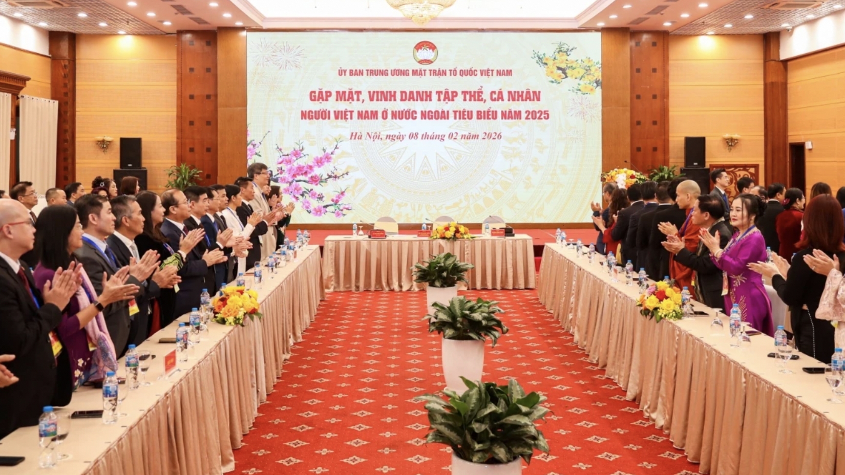 侨胞献策：科学技术将成为越南腾飞的新