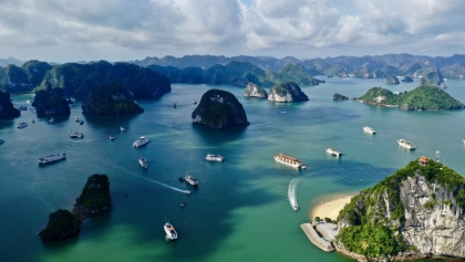 加拿大旅游报：下龙湾 - 2022年世界第五最美目的地