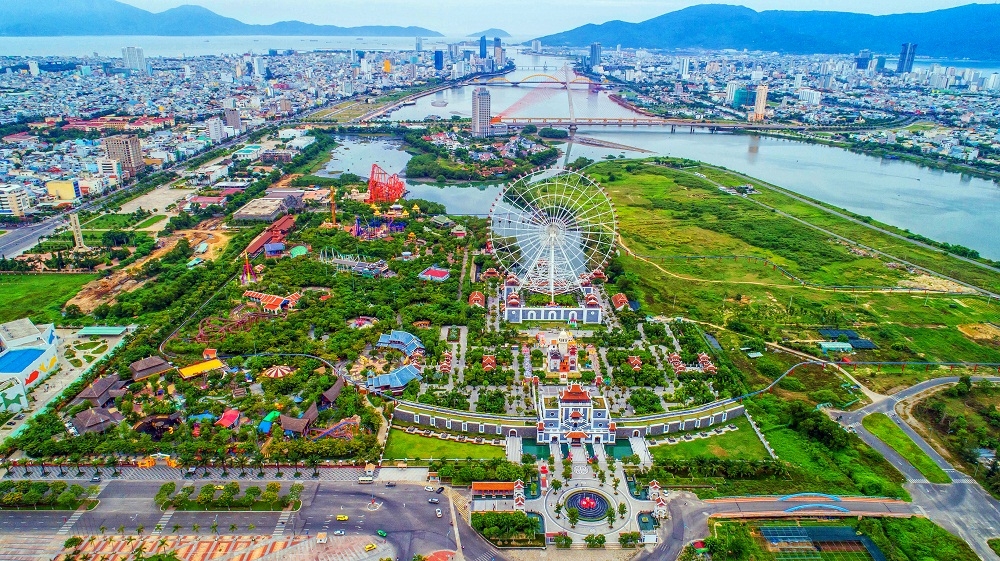 附图。