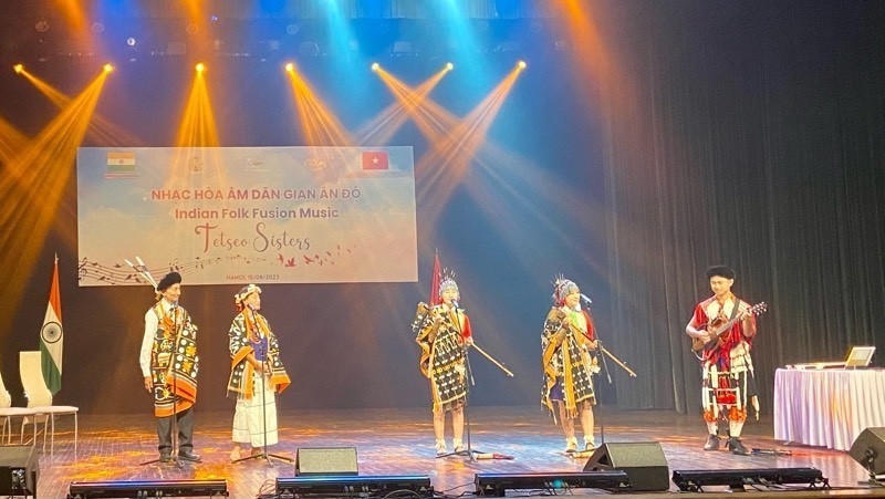 Tetseo Sisters 乐队——印度最顶级、最受欢迎的乐队之一已参加了该活动。此次活动对于全面提升越印战略伙伴关系的友谊和凝聚力具有重要意义，其中，文化是沟通两国人民的重要桥梁。