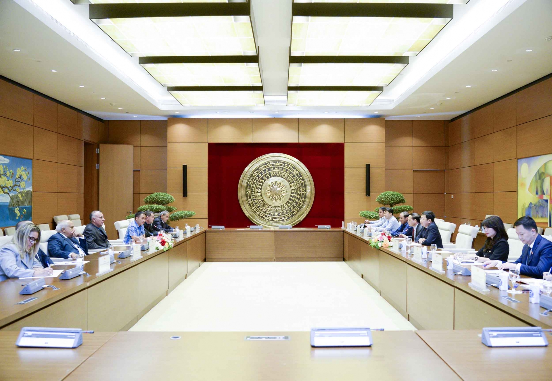 会议场景。 会议场景。