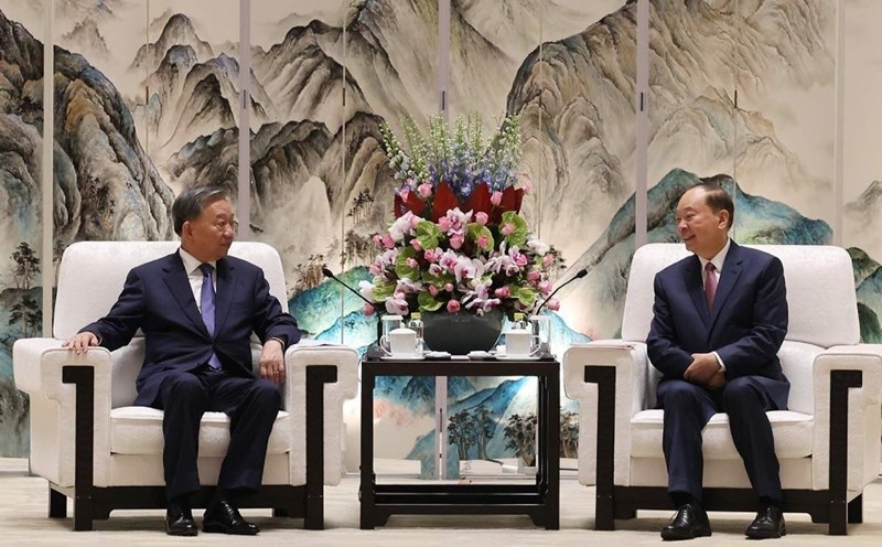 越共中央总书记、国家主席苏林会见广东省委书记黄坤明。 越共中央总书记、国家主席苏林会见广东省委书记黄坤明。