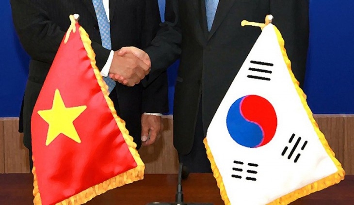附图。