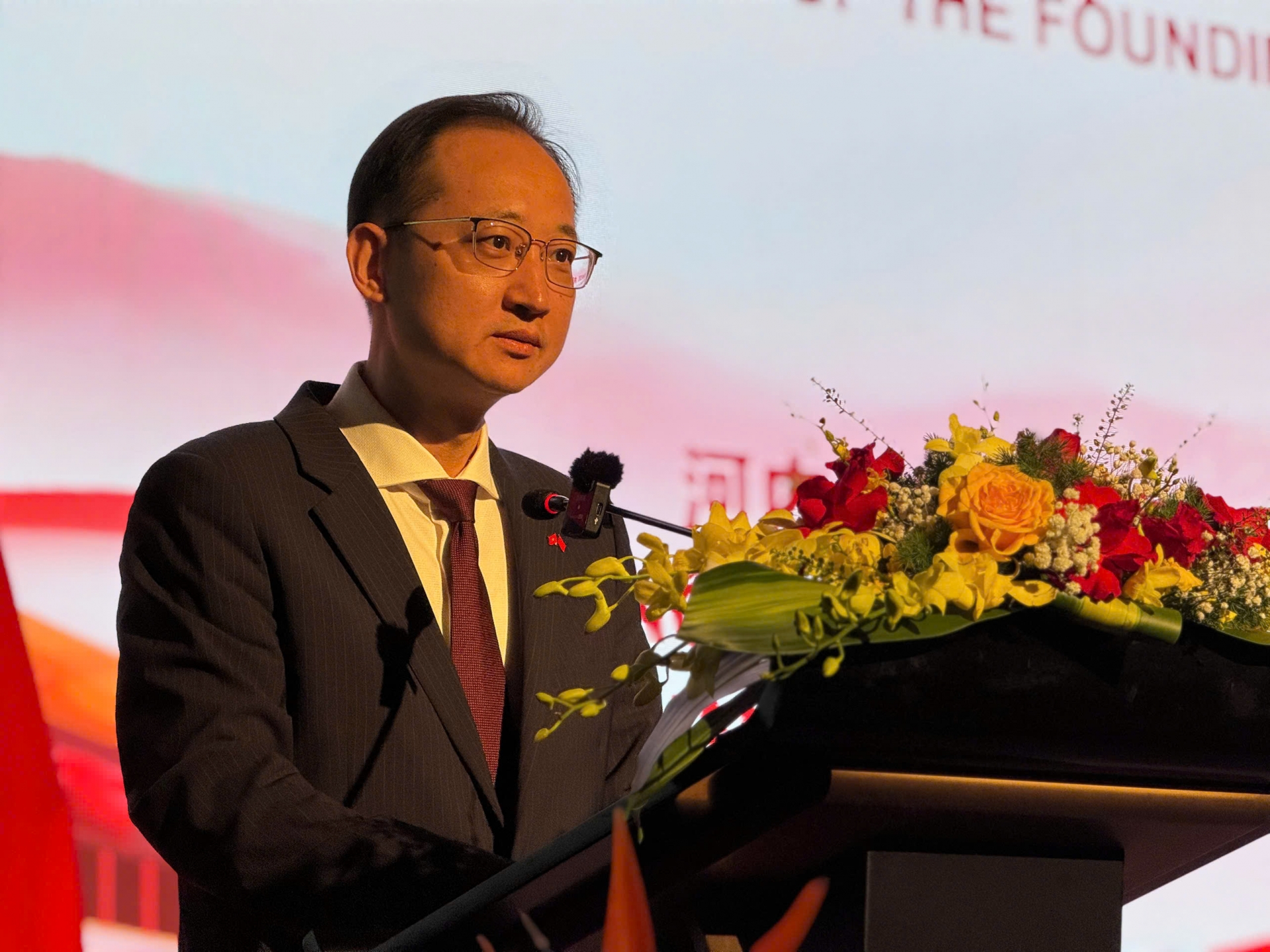 中华人民共和国国庆76周年:在新时代巩固中越友谊 中华人民共和国国庆76周年:在新时代巩固中越友谊