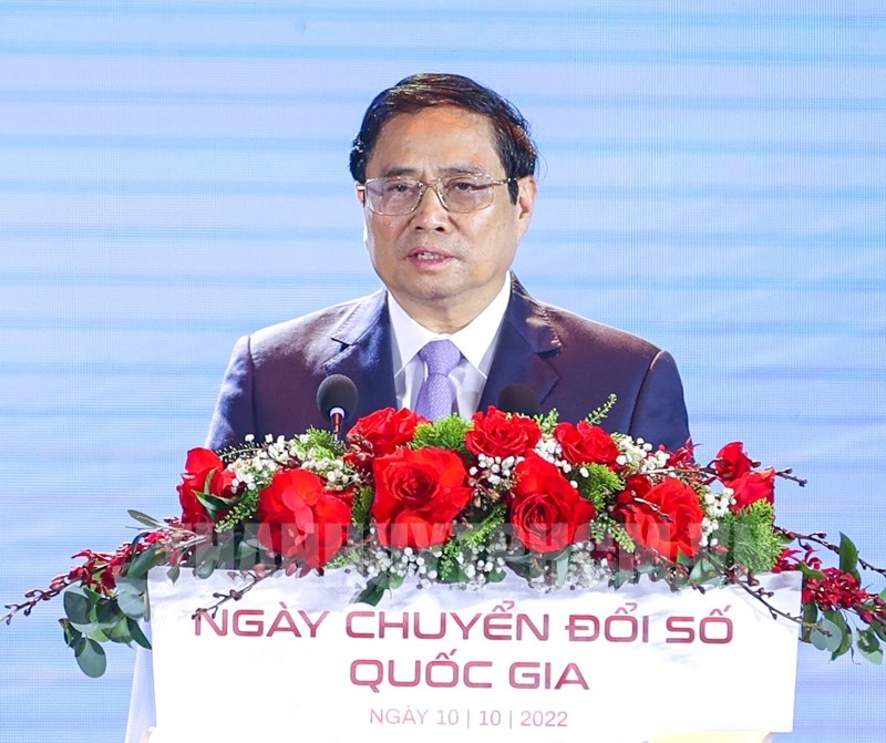 政府总理、国家数字化转型委员会主任范明正在会议上发言。图自hcmcpv.org.vn