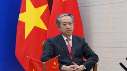 越中政治互信不断加强和深化