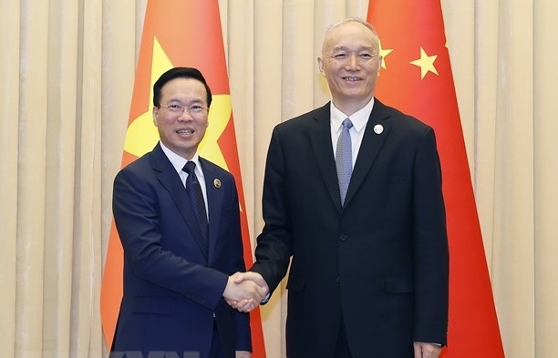 越南国家主席武文赏会见中共中央书记处书记蔡奇。 越南国家主席武文赏会见中共中央书记处书记蔡奇。