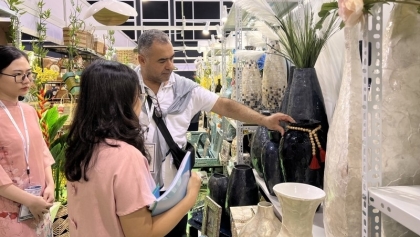 在香港推广越南手工艺品和纪念品