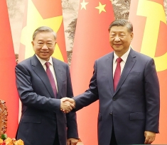 越南党和国家领导人致电中国领导人祝贺中国国庆75周年