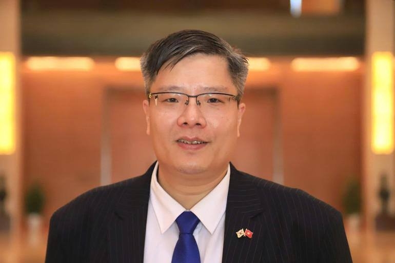 越南-韩国企业家与投资协会主席陈海玲博士。