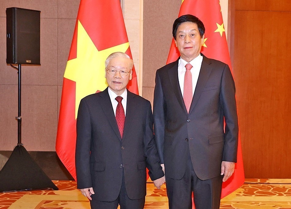 越共中央总书记阮富仲会见中国全国人大常委会委员长栗战书。图自越通社 越共中央总书记阮富仲会见中国全国人大常委会委员长栗战书。图自越通社