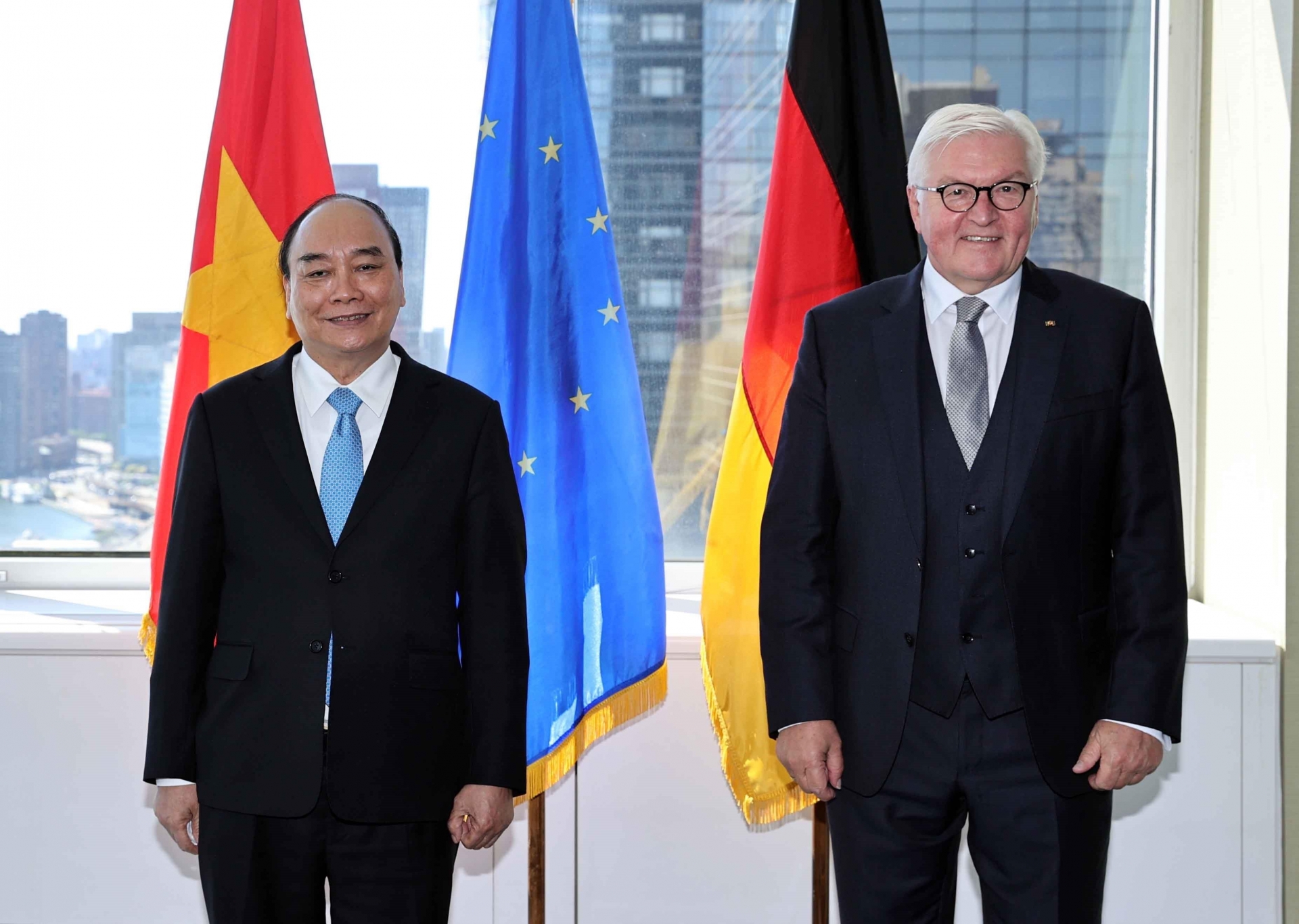 越南国家主席阮春福在纽约联合国大会框架内会见德总统弗兰克-瓦尔特·施泰因迈尔。图自越通社