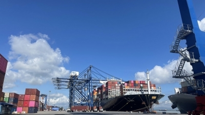 海防市和广宁省在越中经济走廊起着成员作用