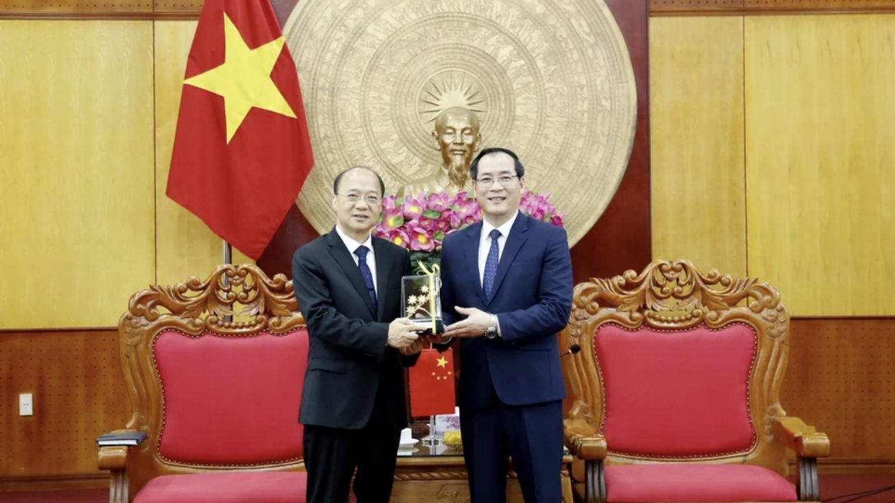 推进越中边境贸易合作