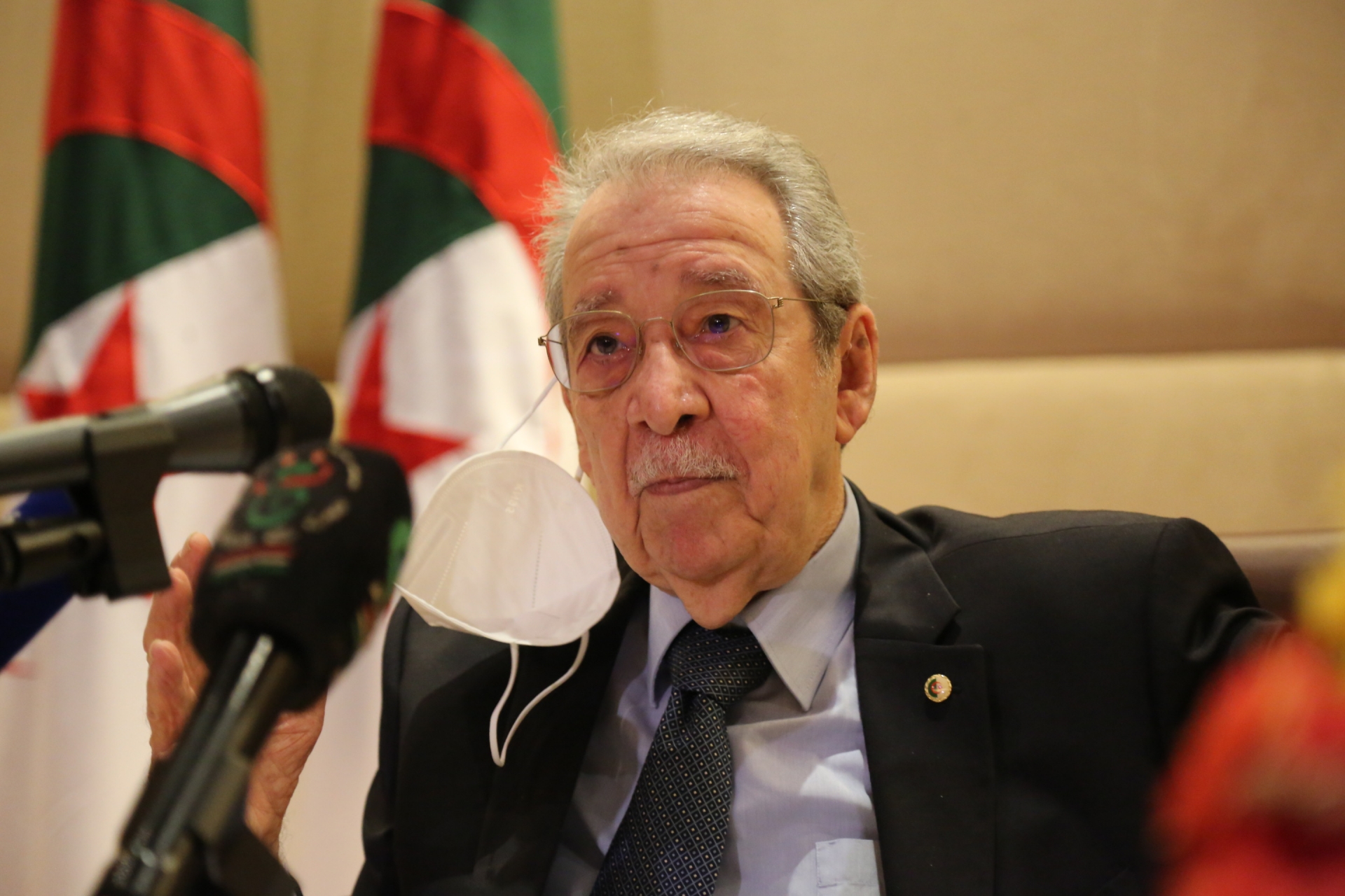 阿尔及利亚革命国际之友协会主席朱迪·努尔丁(Djoudi Noureddine) 阿尔及利亚革命国际之友协会主席朱迪·努尔丁(Djoudi Noureddine)