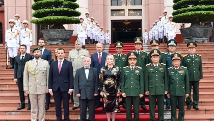 推动越捷两国的国防合作
