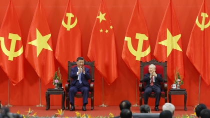 青年和友好人士是越中友好事业道路上的先锋