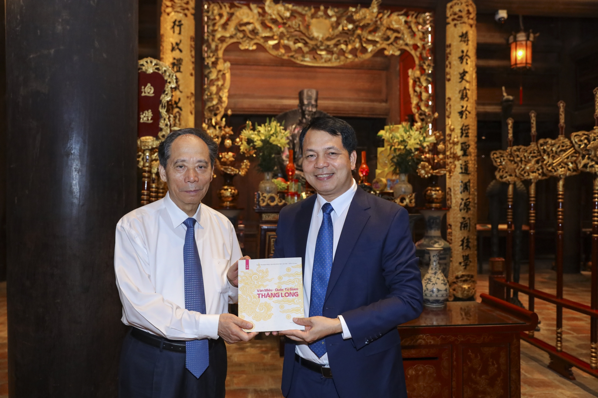 加深越中友谊:中国国际交流协会代表团访问越南历史文化名胜 加深越中友谊:中国国际交流协会代表团访问越南历史文化名胜