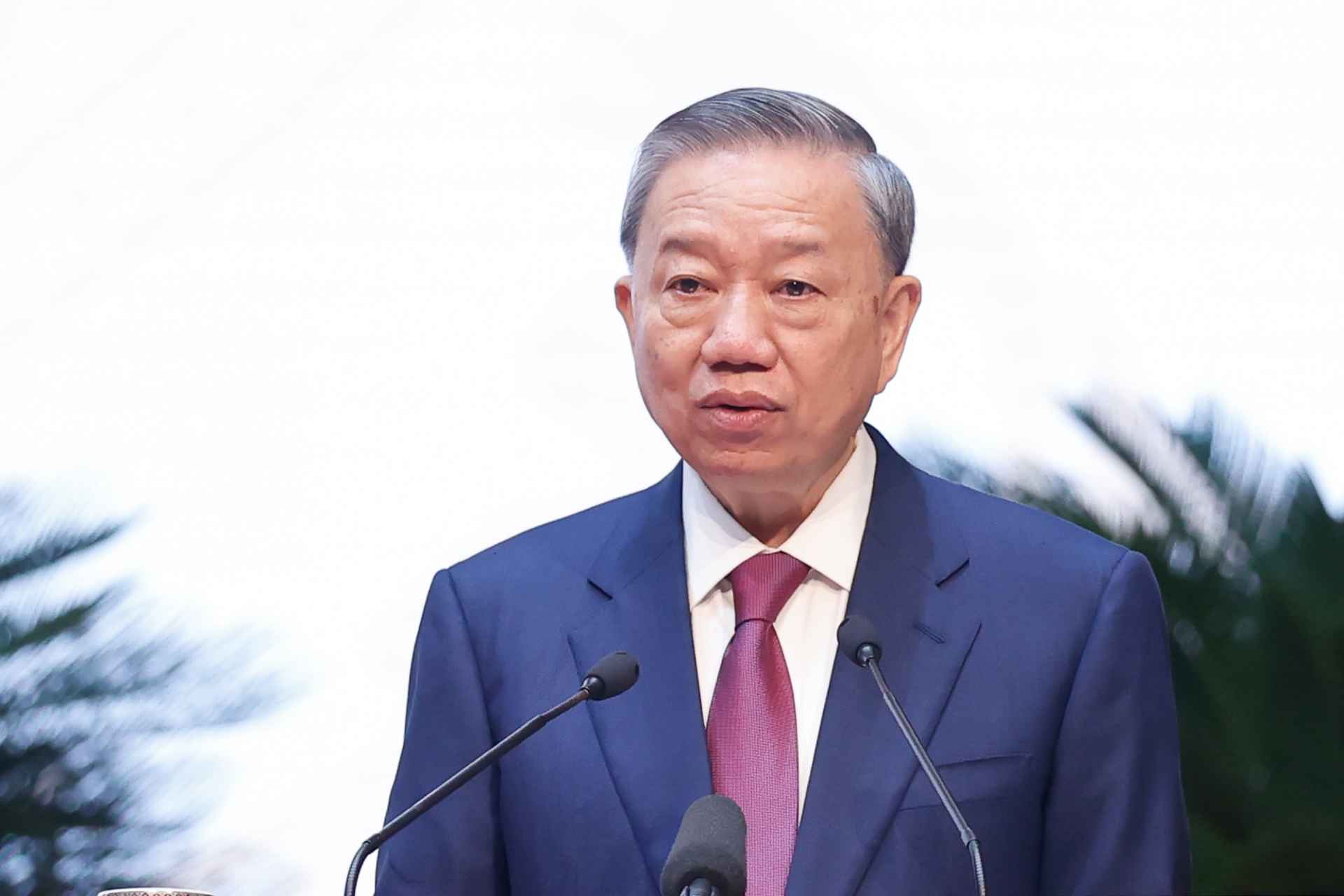 苏林总书记 苏林总书记