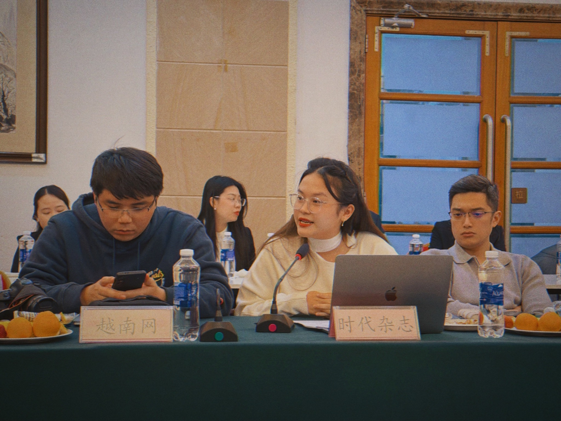 时代杂志记者阮氏梅垂发言