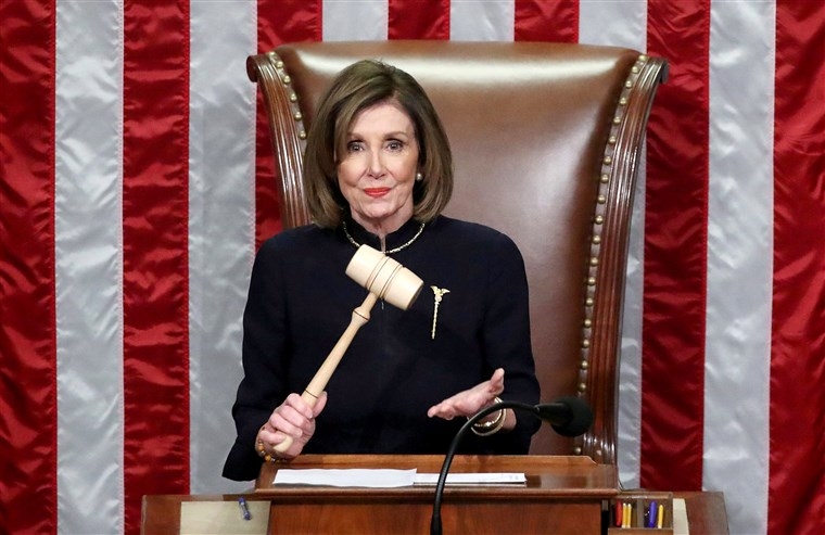 Tự tin trắng án, Tổng thống Trump muốn "bị luận tội" canh bac lon cua dang dan chu khi tri hoan luan toi tong thong trump