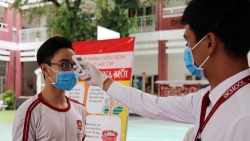 tha tu nhan nhiem virus corona o vu han quan chuc cap cao trung quoc bi cach chuc