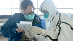 iran giam doc benh vien tuyen dau chua covid 19 nhiem virus sars cov 2