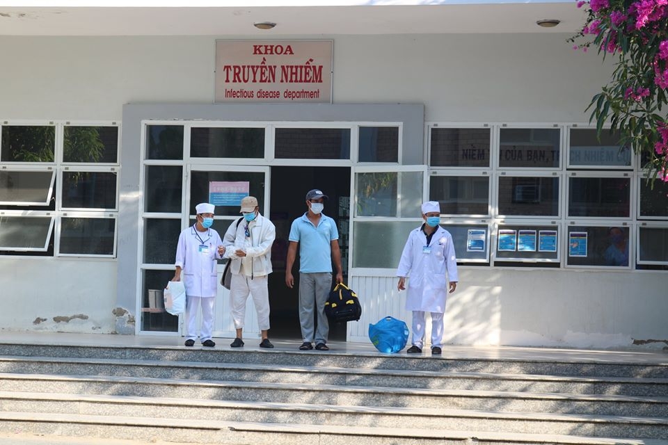 Thêm 5 bệnh nhân Covid-19 khỏi bệnh, cả nước có 63 ca hồi phục them 5 benh nhan covid 19 khoi benh ca nuoc co 63 ca hoi phuc