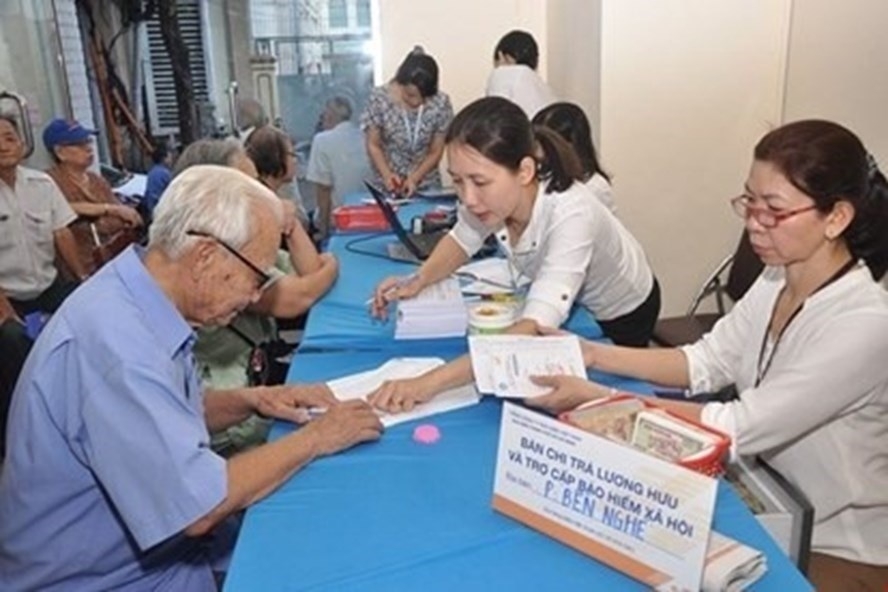 Dịch Covid-19: Trường hợp nào được nhận lương hưu, trợ cấp BHXH tại nhà? dich covid 19 truong hop nao duoc nhan luong huu tro cap bhxh tai nha