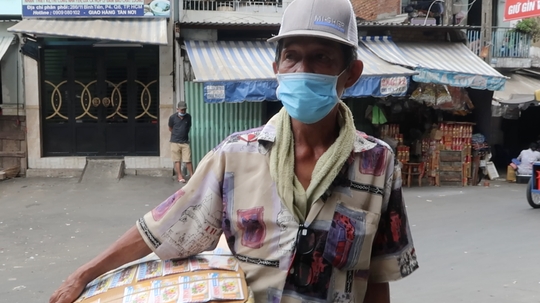 trao tang 5000 phan qua den nhung nguoi co hoan canh kho khan tai tphcm