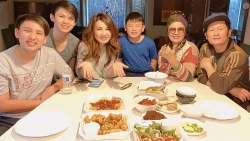 tu tap tiec tung 18 bac si nhat ban nhiem covid 19