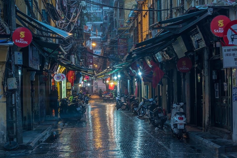 Điều thú vị về bức ảnh chung cư rợp quốc kỳ Việt Nam dieu thu vi ve buc anh chung cu rop quoc ky viet nam