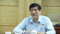 my bac tin pho tong thong phai tu cach ly vi tro ly nhiem covid 19