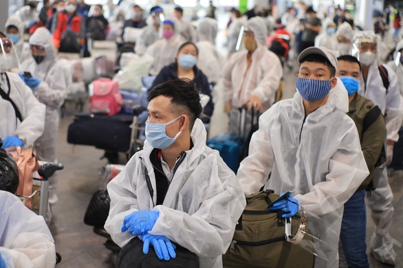 Đưa 340 công dân Việt Nam từ Liên bang Nga về nước dua 340 cong dan viet nam tu lien bang nga ve nuoc